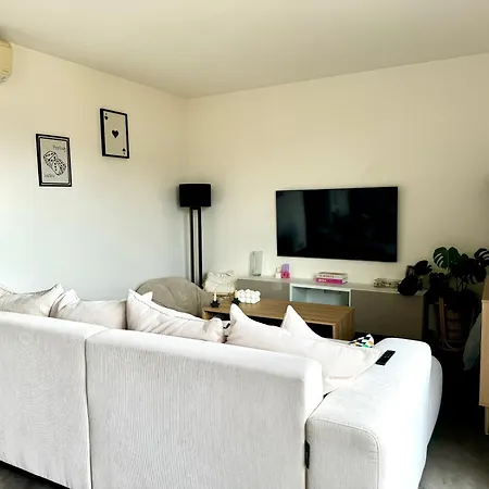 Place Des Lices, Parking, 75m2, Standing Apartamento Saint-Tropez